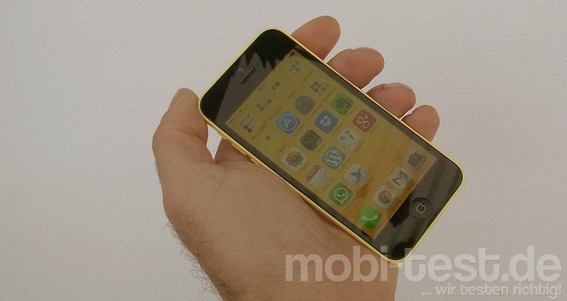 iPhone 5C Hands-On (3)